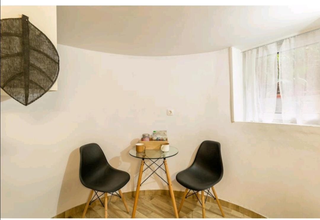 Acropolis Elegant Maisonette By Lodgespot Athena Bagian luar foto