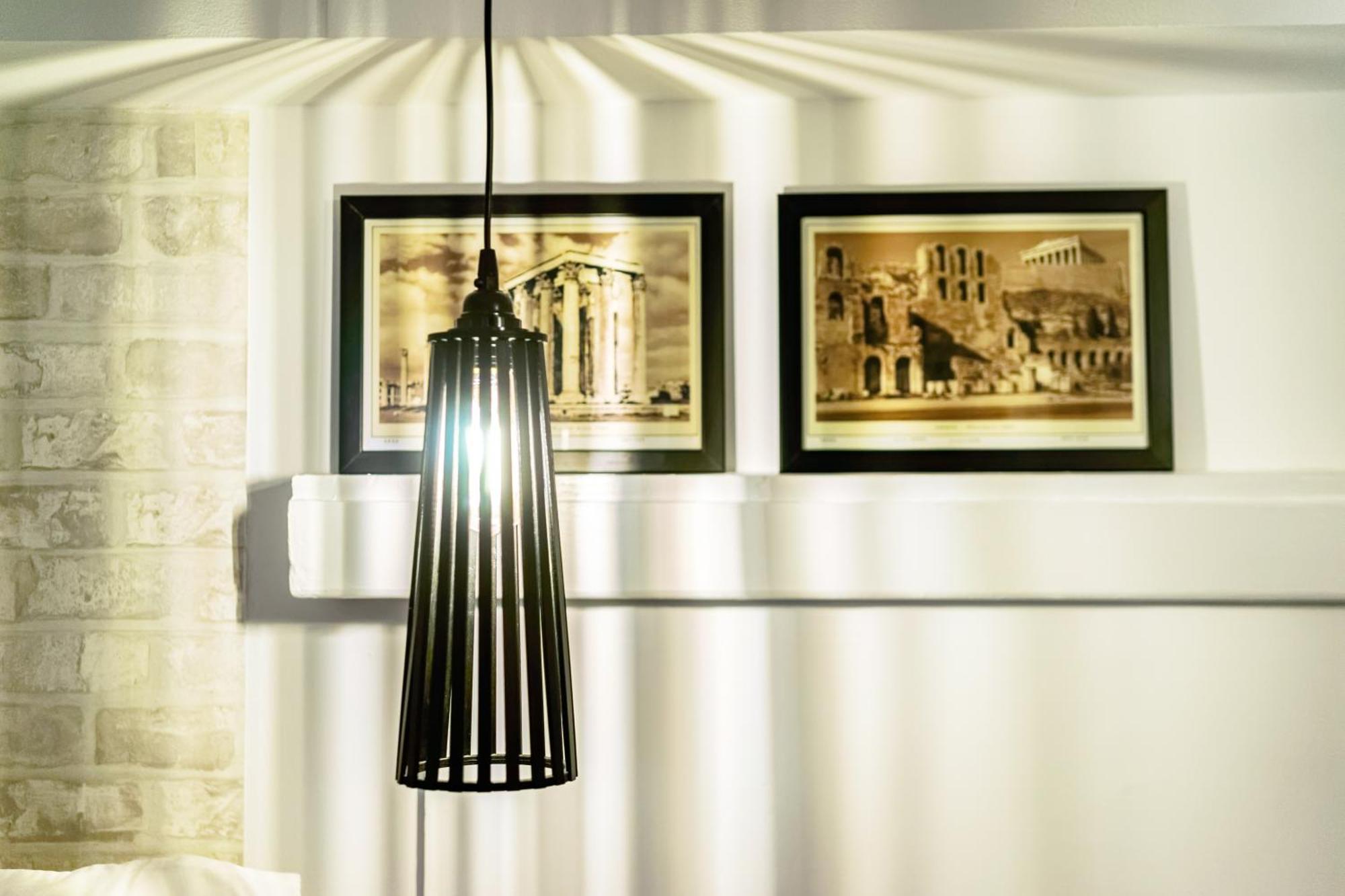 Acropolis Elegant Maisonette By Lodgespot Athena Bagian luar foto